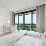 Dazzling In With Parking, 3 Bedrooms And 2 Bathrooms By Renters Prestige