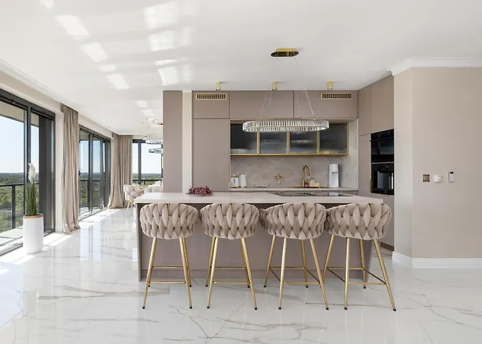 Dazzling In With Parking, 3 Bedrooms And 2 Bathrooms By Renters Prestige * シュチェチン